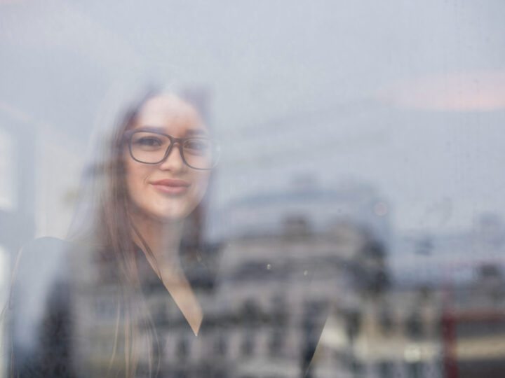 Conheça novos tratamentos não cirúrgicos para visão embaçada